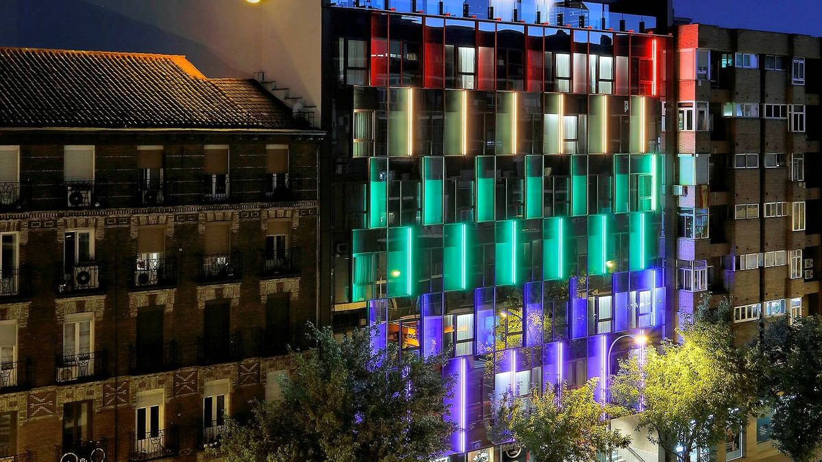 Fiebre hotelera: Stoneweg compra el Don Carlos Ibiza y ASG vende Hard Rock Madrid