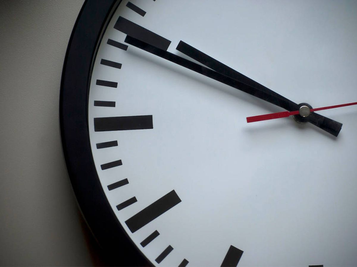 Foto: Relojes de pared para decorar en casa y no llegar nunca tarde (Pixabay)
