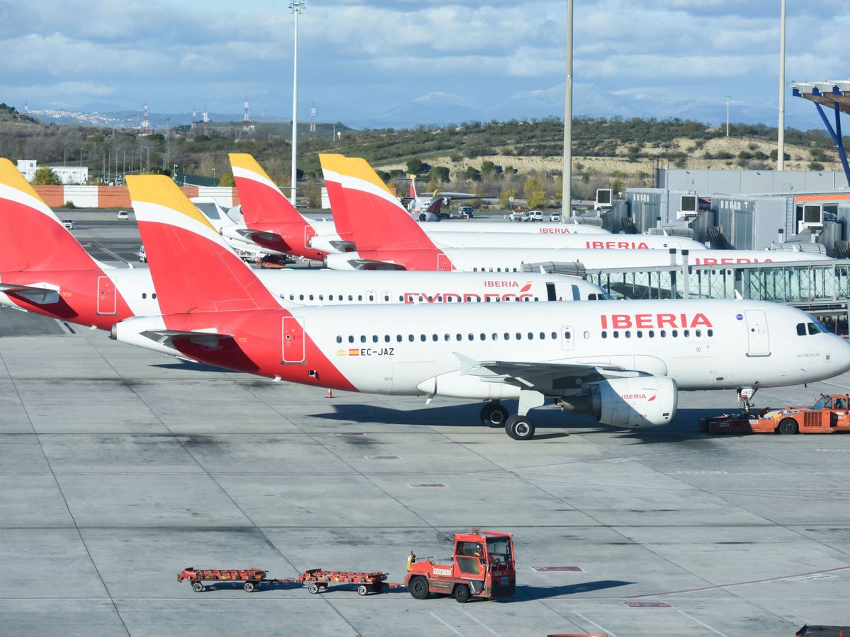 Foto: Aviones de Iberia en el Aeropuerto de Barajas. (EP/Gustavo Valiente)