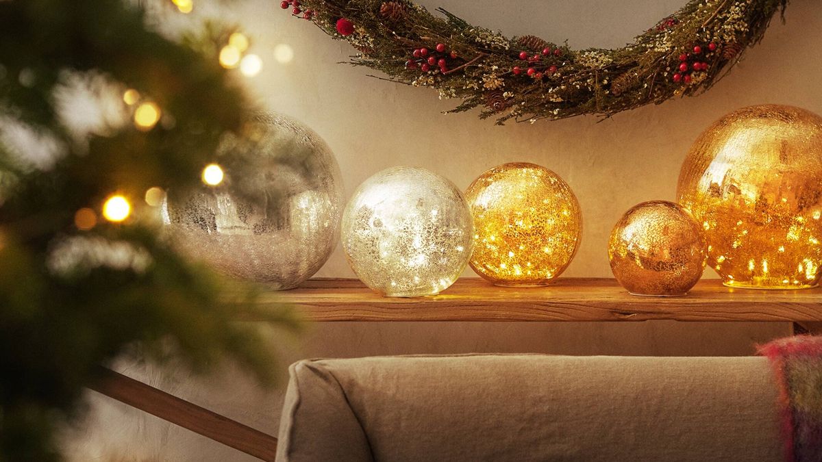 Ilumina y decora esta Navidad con las novedades de Zara Home y El