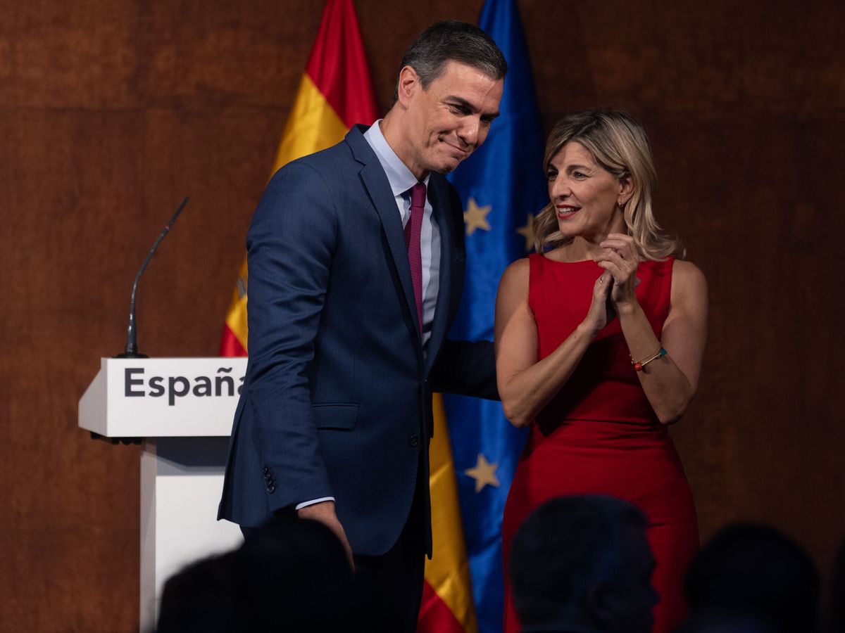 Foto: El PSOE y Sumar firman un acuerdo para un Gobierno progresista de coalición. (Europa Press/Eduardo Parra)