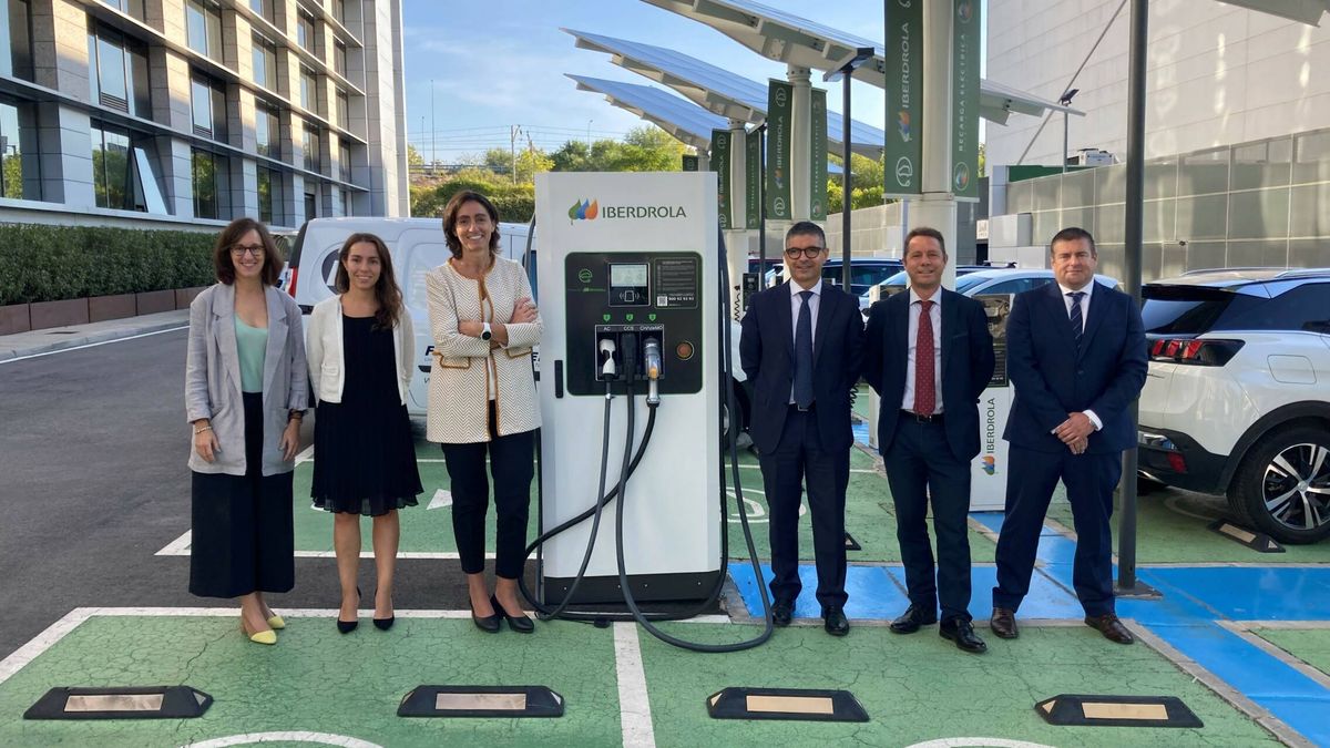 La red de estaciones Q8 en España instalará 200 puntos de recarga eléctrica de Iberdrola