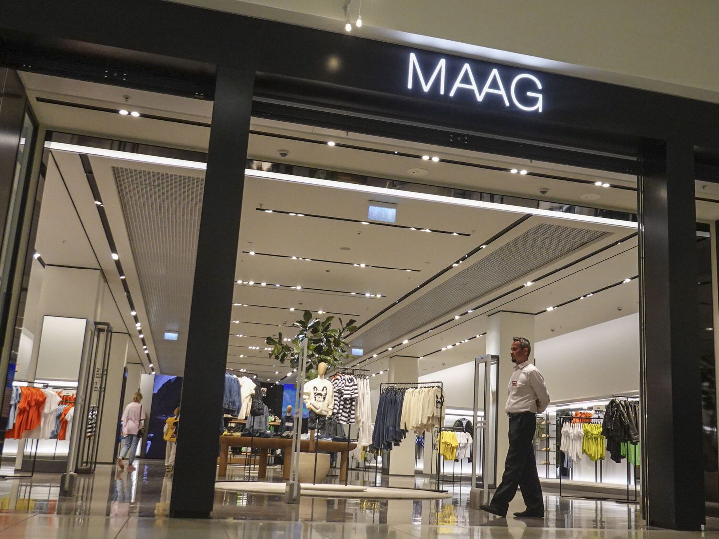 La primera tienda Maag abierta en Moscú, el pasado 27 de abril. (EPA/Maxim Shipenkov)