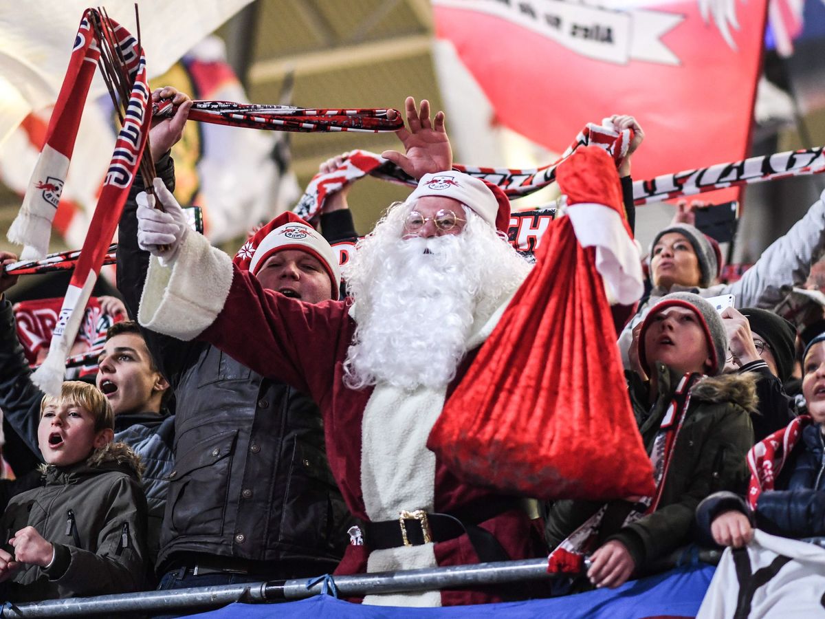 Foto: El equipo más navideño juega en Finlandia. (EFE/EPA/Filip Singer)