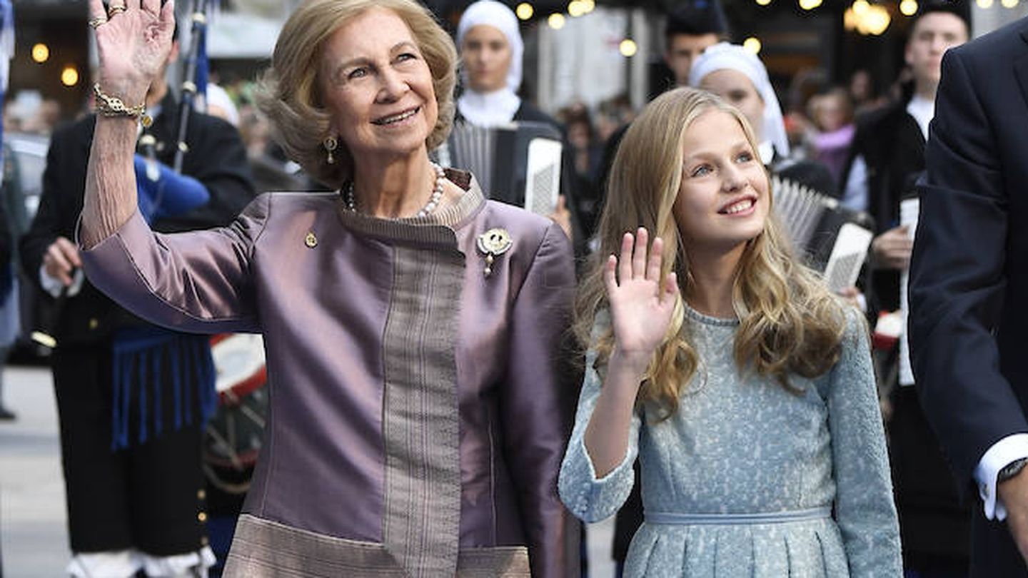 La reina Sofía y su nieta Leonor. (EFE)