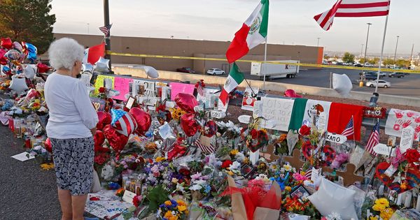 Foto: Homenaje a las víctimas de los atentados de El Paso. (EFE)