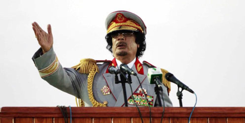 Foto: Gadafi compara la entrada de Franco en Madrid con su ofensiva en Benghazi