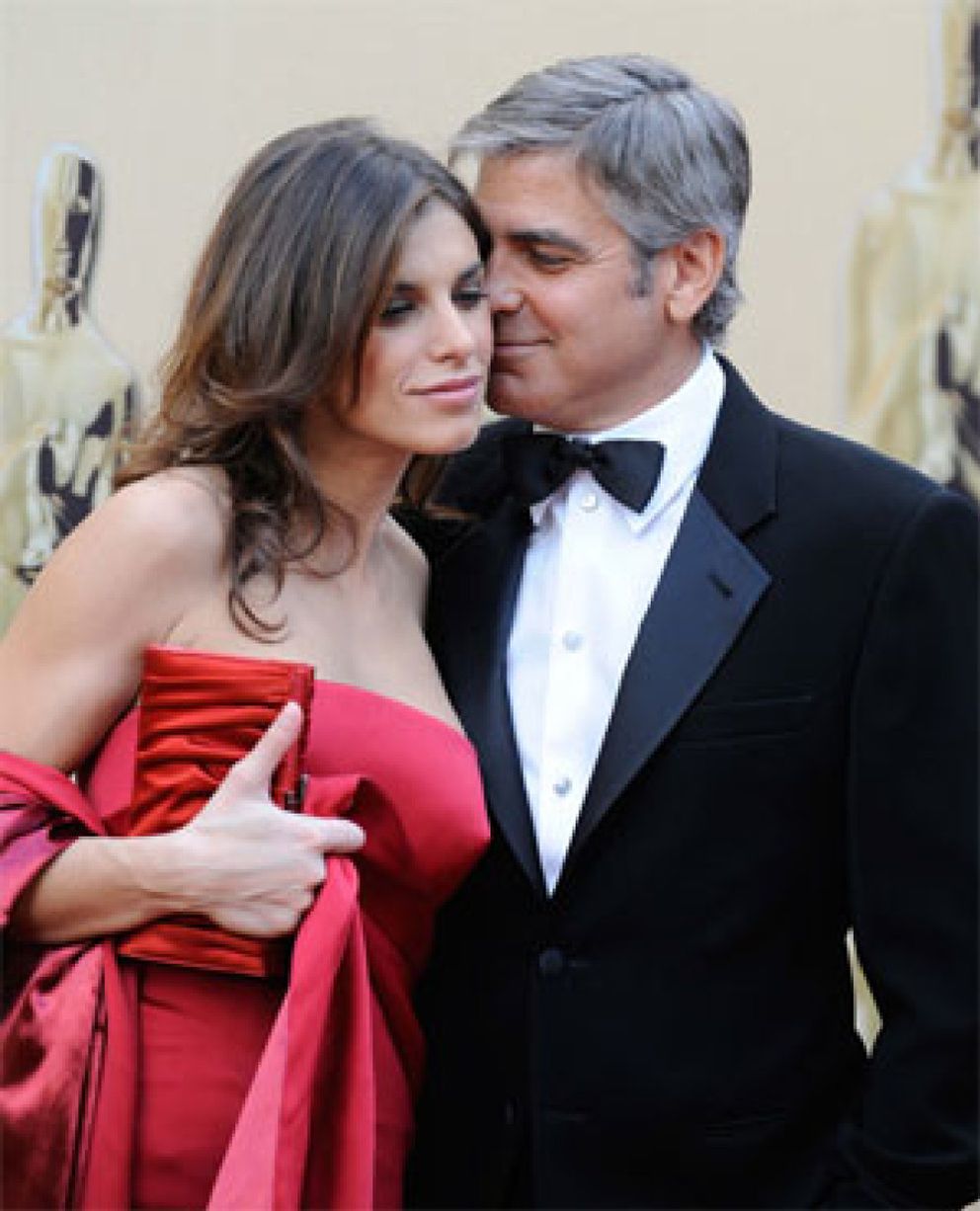 Foto: Elisabetta Canalis: "George Clooney me hace sentir más mujer"