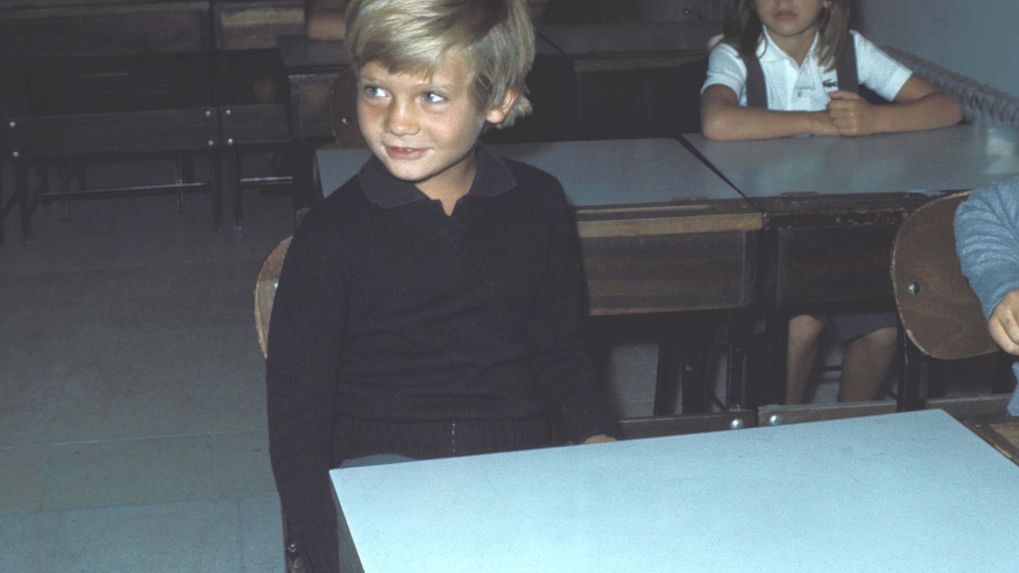 El príncipe Felipe, en el colegio Santa María de los Rosales. (EFE)