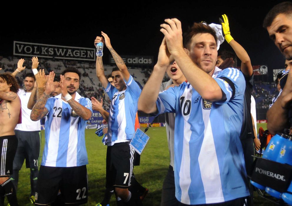 Foto: La selección argentina celebra su clasificación al Mundial de Brasil.