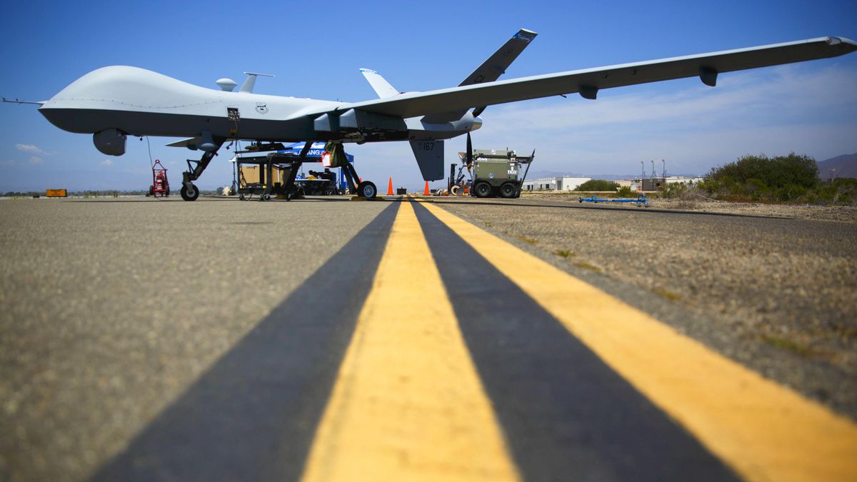 El fascinante relato de los años 50 que predijo el lado oscuro de los drones