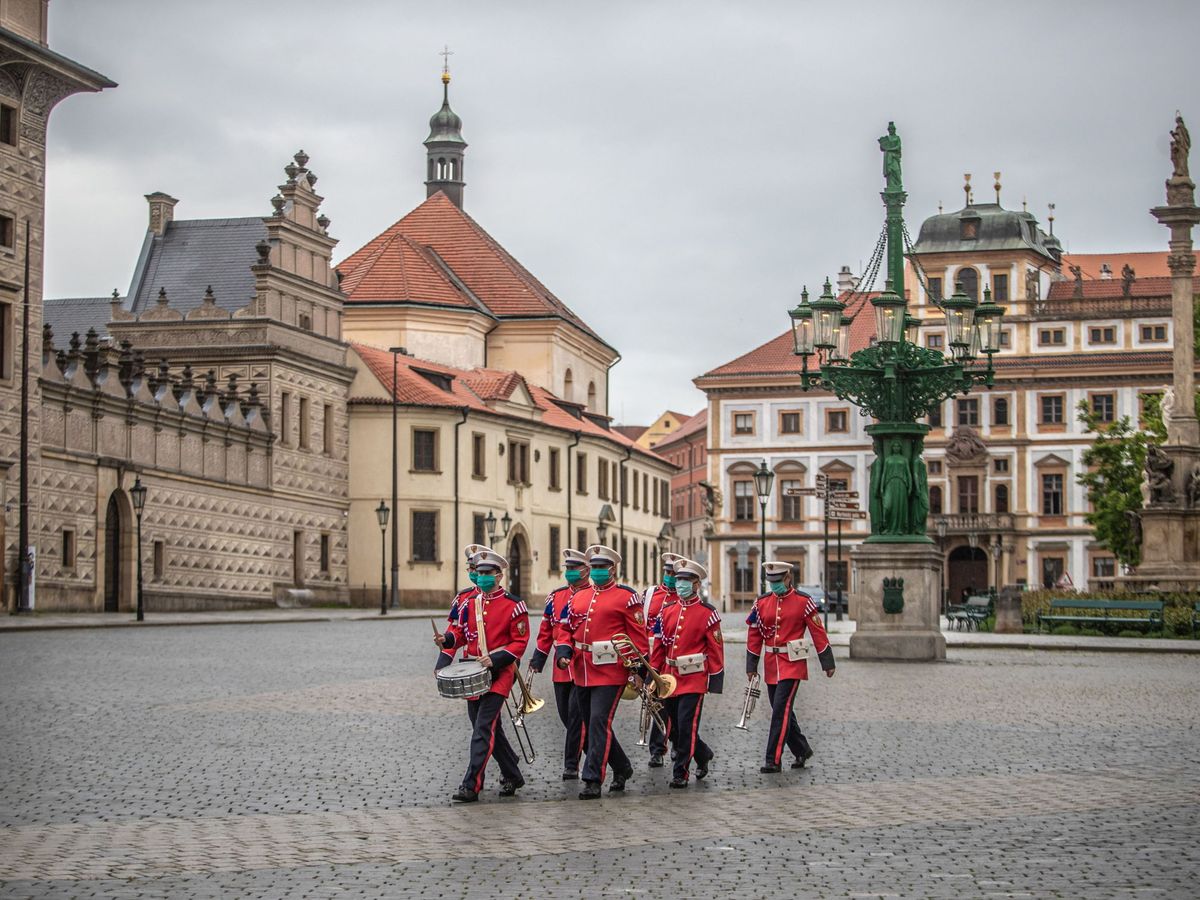 Foto: El castillo de Praga, reabierto tras la crisis del coronavirus. (EFE)