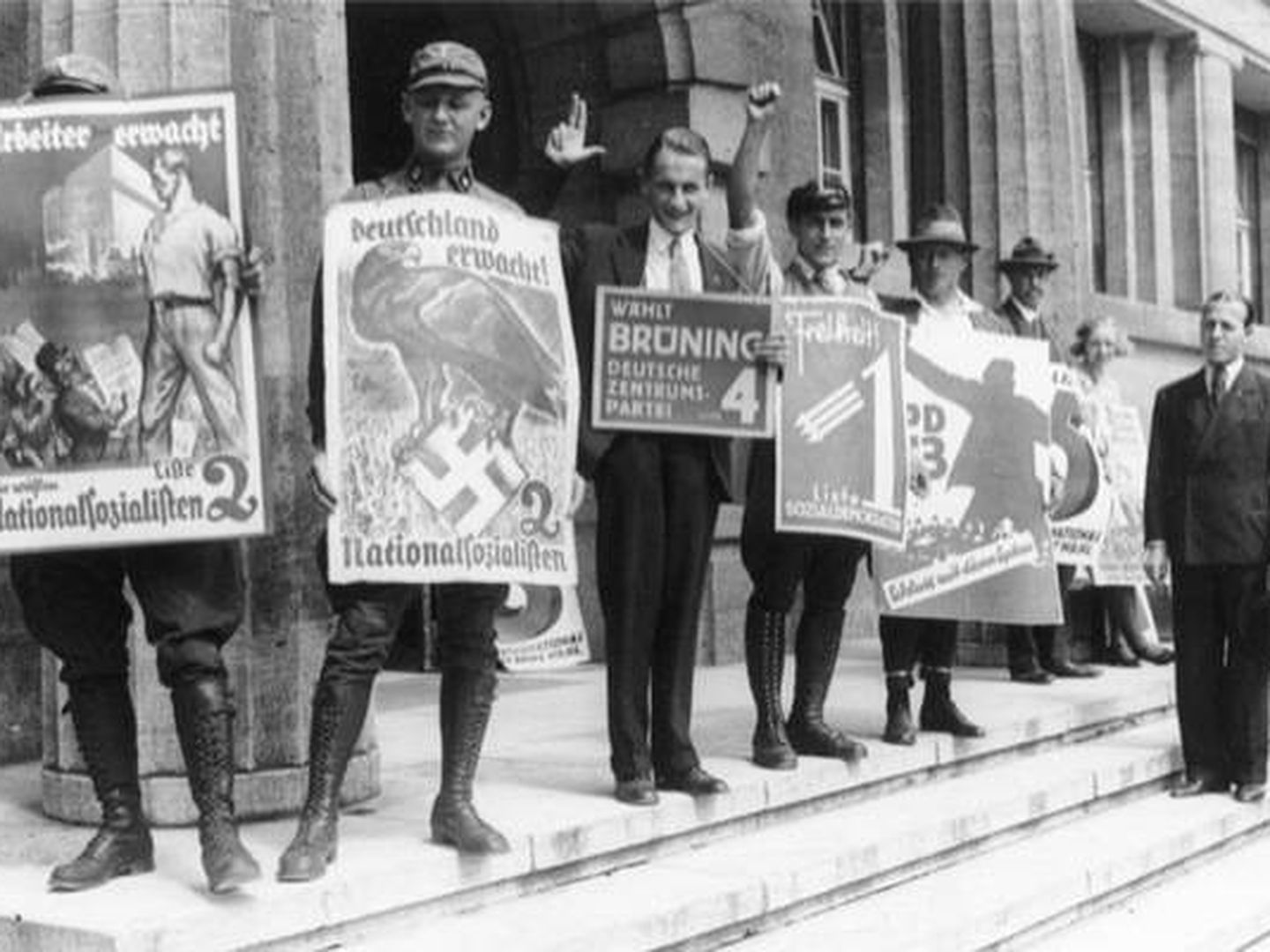 Carteles nazis de las elecciones de 1930 (Foto: Pinterest)