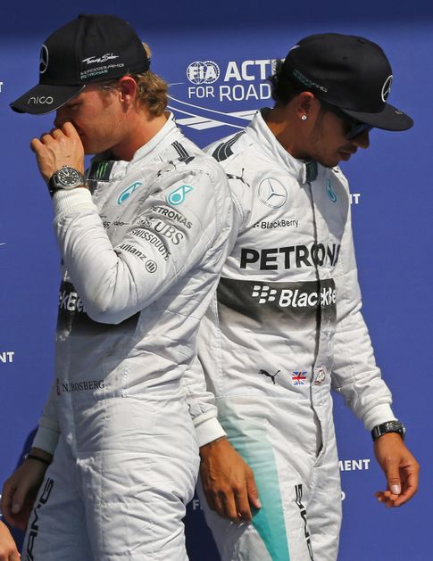 Foto: Rosberg y Hamilton tras la clasificación de este sábado.