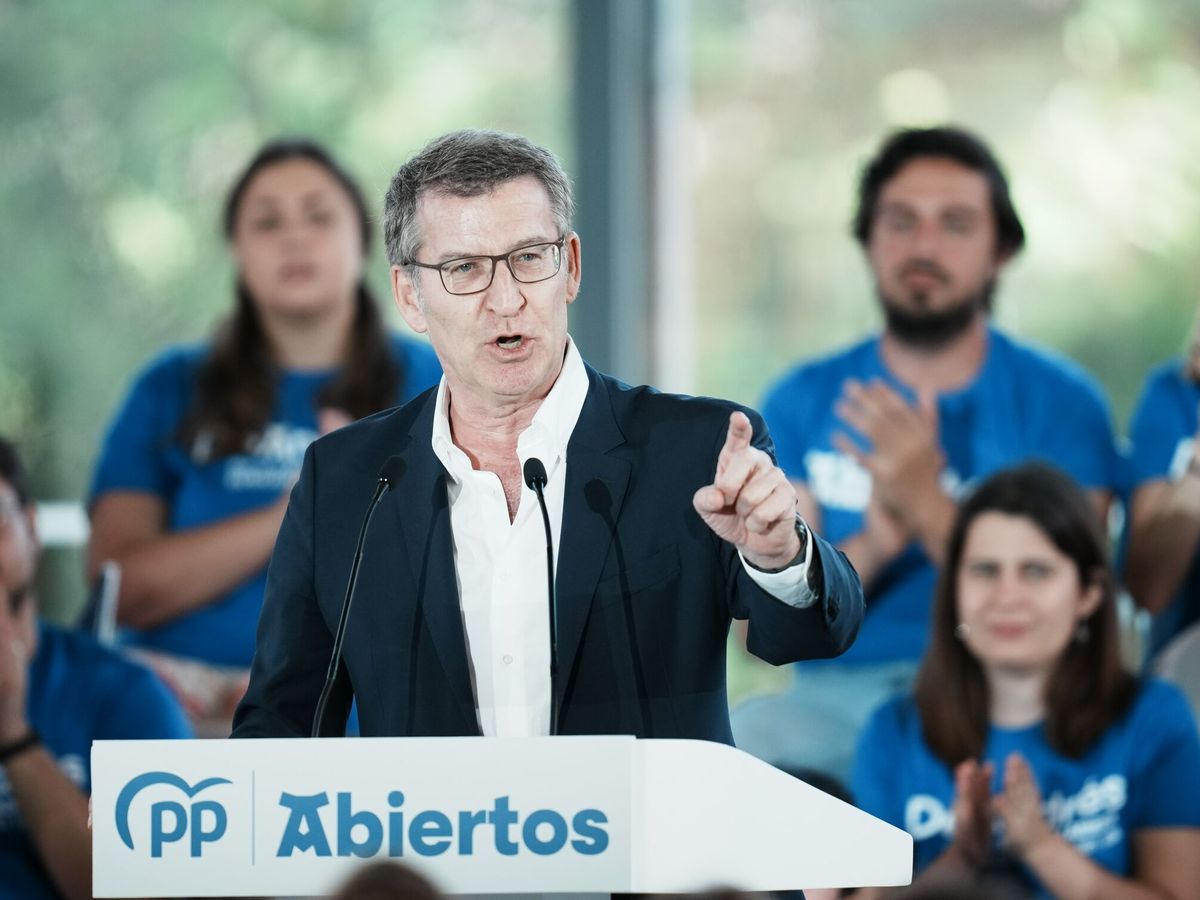 Foto: Feijóo participa en un acto de campaña del PP en Bilbao. (Europa Press)