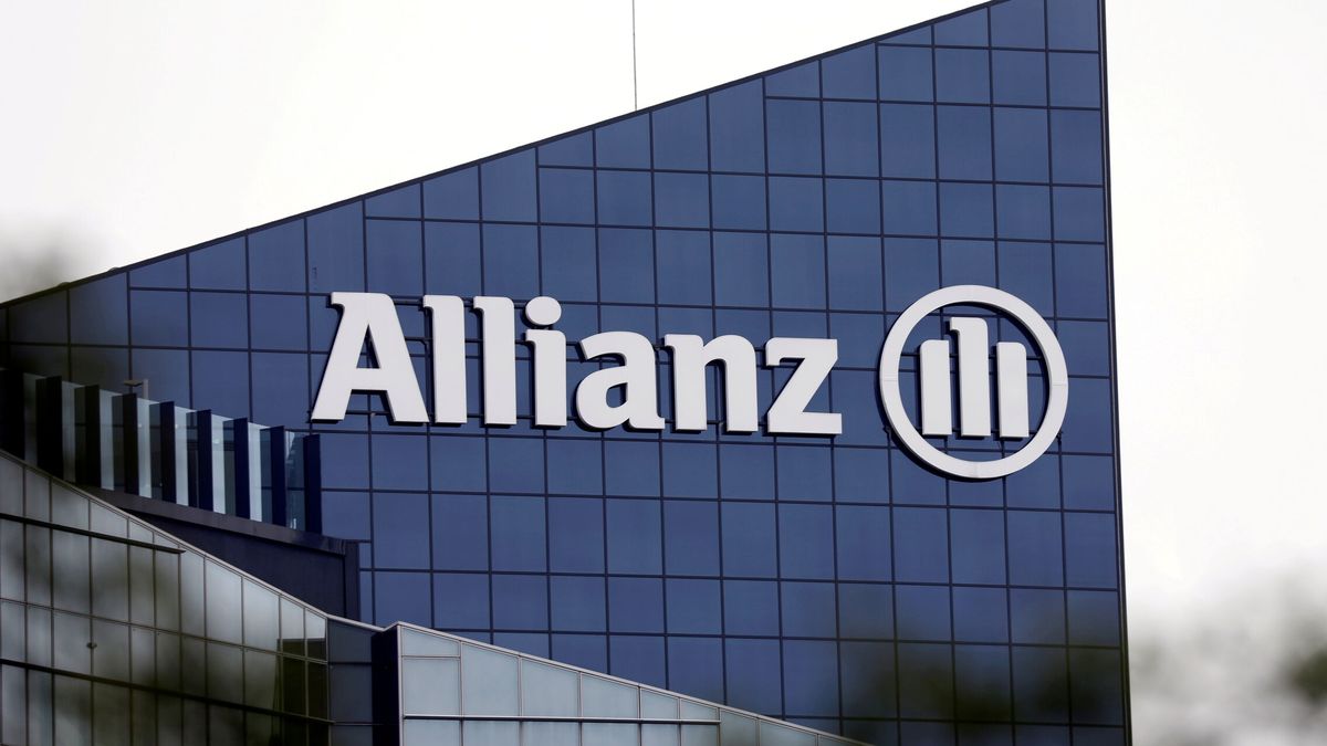 El aburrido café viral del consejero delegado de Allianz España