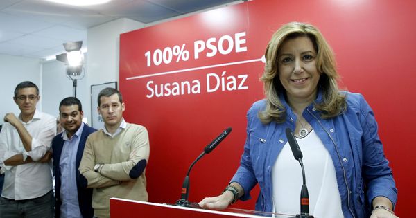 Foto: Susana Díaz, durante su rueda de prensa este 17 de mayo, con Eduardo Madina, Nino Torre y Juan Segovia. (EFE)