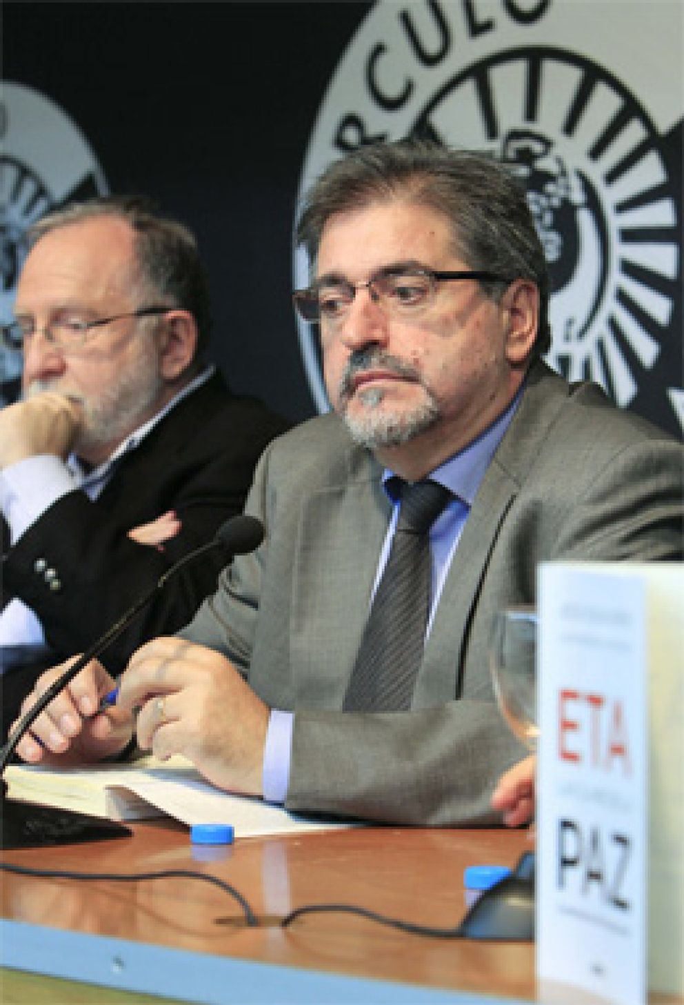 Foto: Presiones políticas vetan un documental sobre Eguiguren y la negociación con ETA