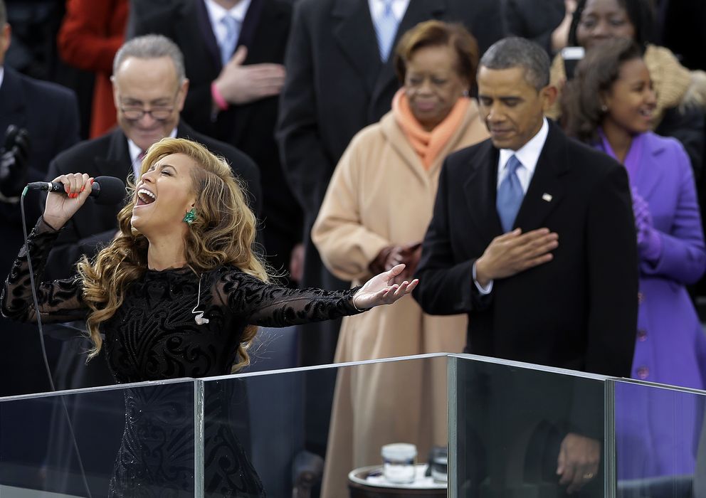 Foto: Barack Obama y Beyoncé durante un acto en Washington en enero de 2013 (I.C.)