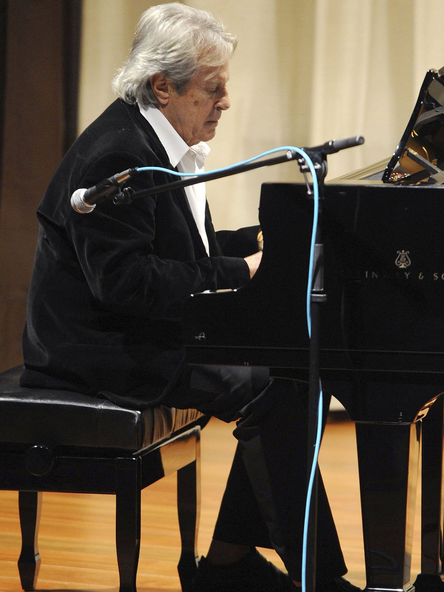 El compositor cántabro, en una imagen de 2008. (EFE/Nacho García)