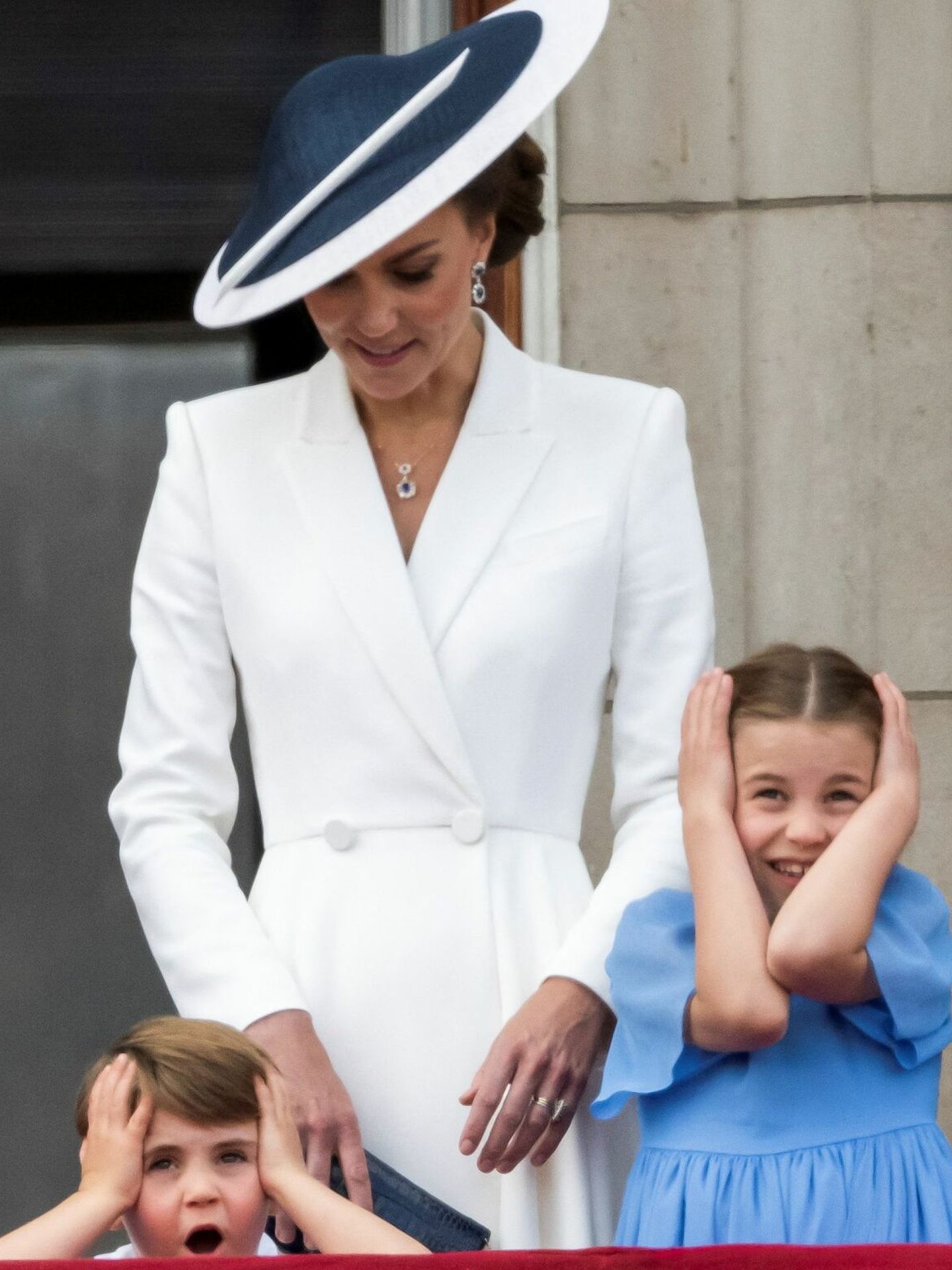Los gestos de los pequeños príncipes, uno de los detalles más comentados del día. (Reuters)