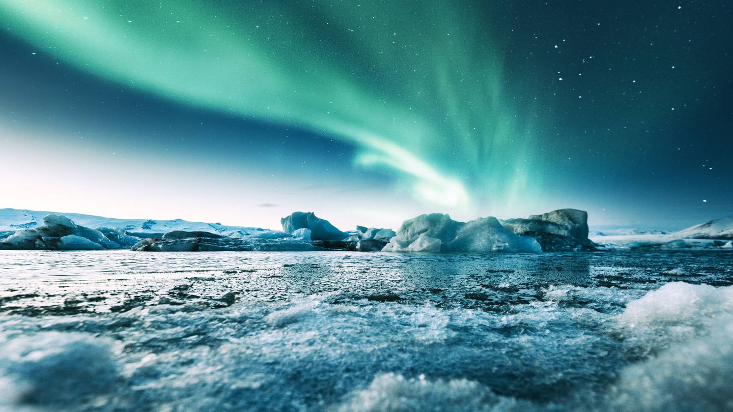 Uno de tantos glaciares que hay en Islandia para ver, pero sobre todo para oír. (iStock)