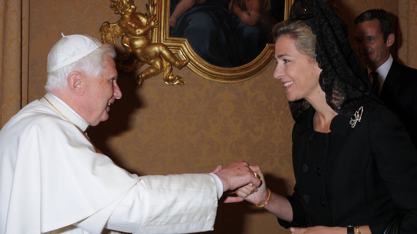  Cristina con el Papa en 2008. (Gtres)