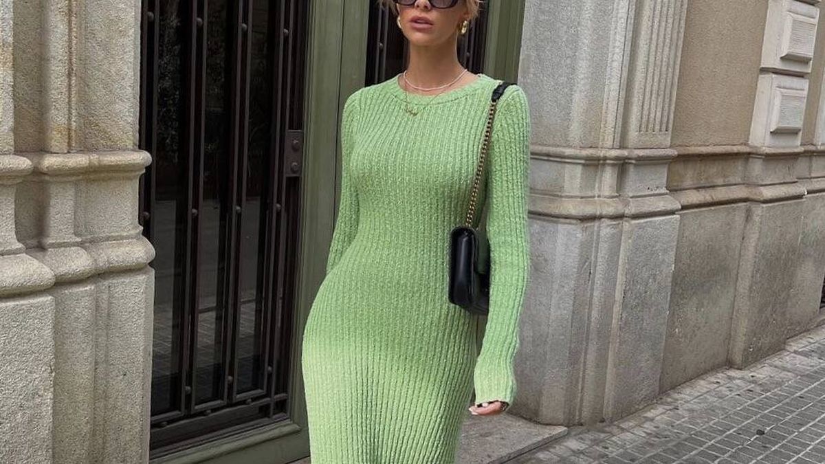 Apuesta por el verde menta con este vestido viral de Mango