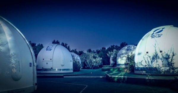 Foto: Vista nocturna del observatorio (OA Mallorca)