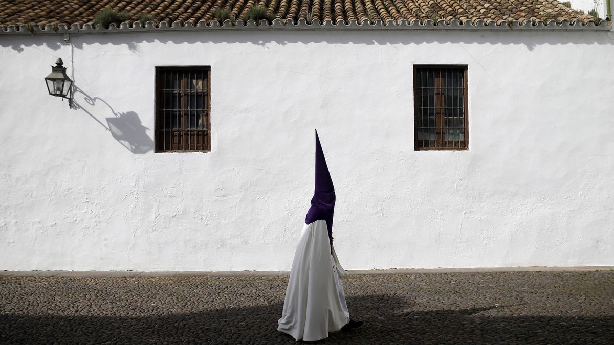 Más allá de Sevilla: cinco procesiones en España que no te puedes perder