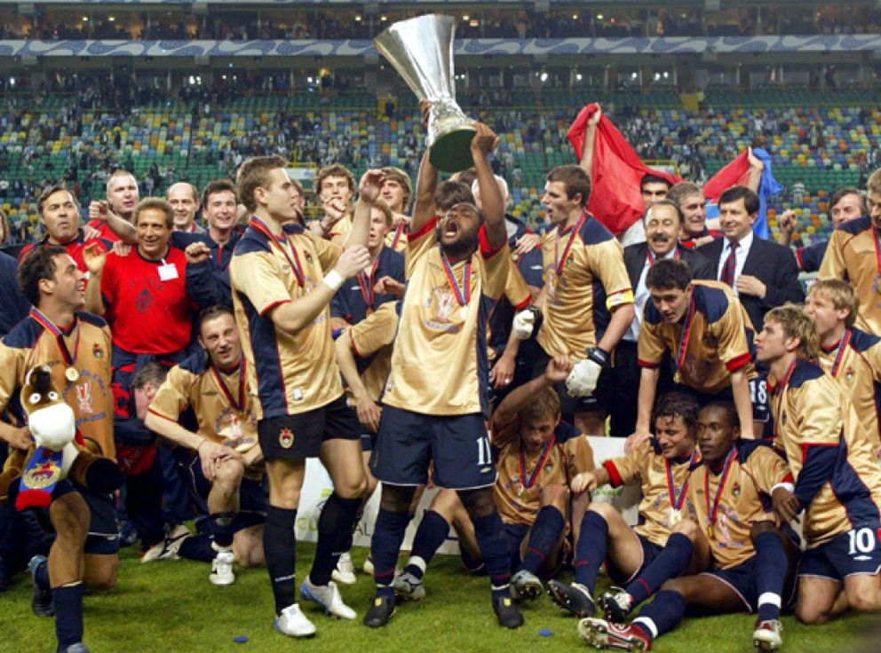 Foto: El CSKA de Moscú se proclamó campeón de la Copa de la UEFA y en el primer equipo ruso que conquista un torneo europeo, al derrotar por 1-3 al Sporting de Lisboa.