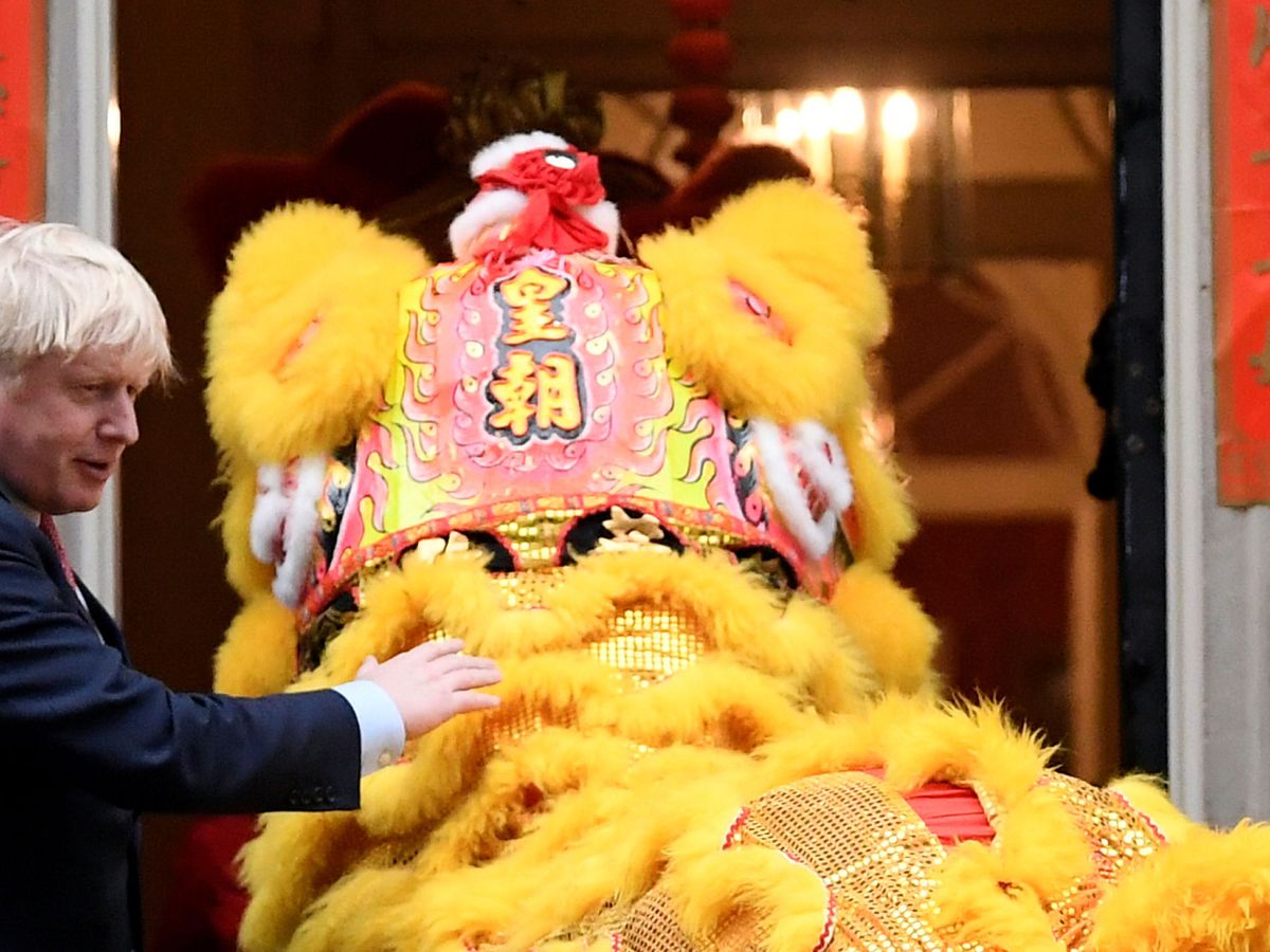 Foto: Foto de archivo de la celebración del Año Nuevo chino frente a Downing Street. (Reuters)