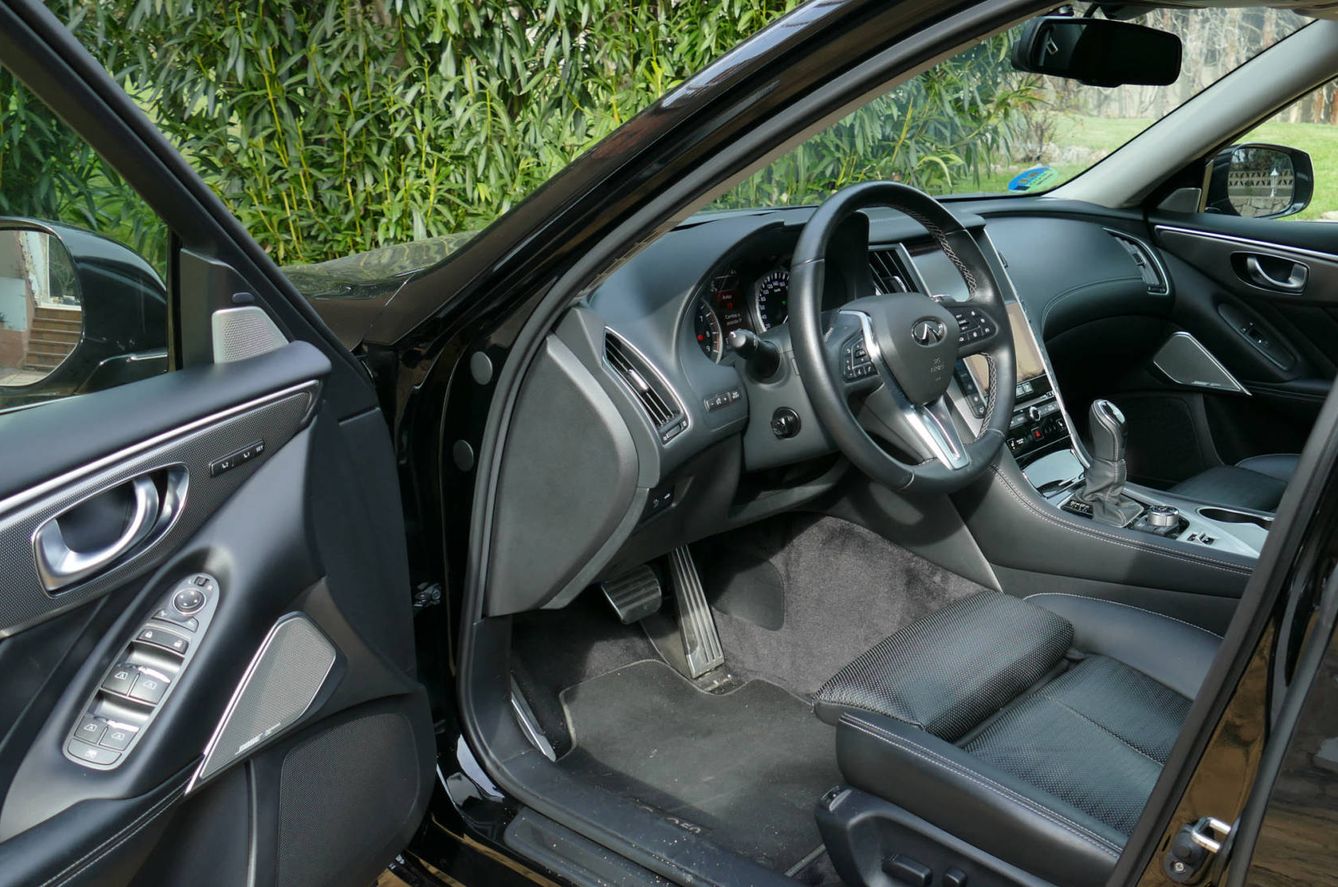Pincha para ver las mejores imágenes del Infiniti Q50 Hybrid.