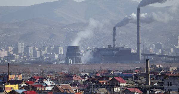Foto: Plantas de carbón en la capital de Mongolia, Ulán Bator. (Reuters)