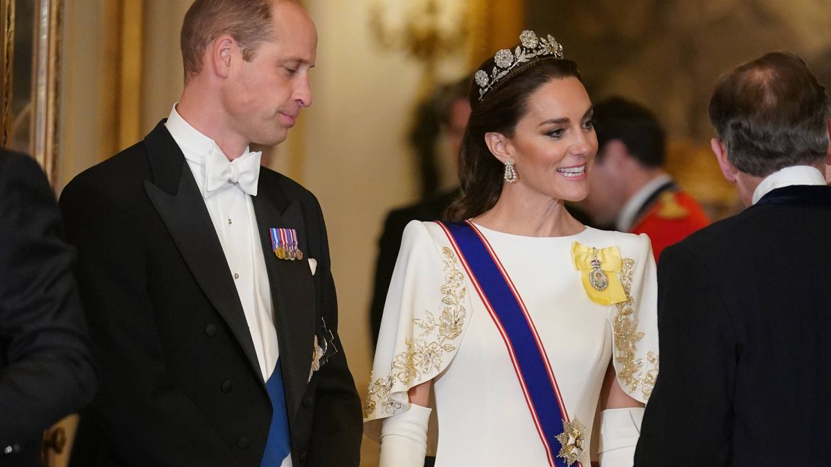 Kate Middleton rescata una histórica tiara no vista en un siglo para una cena de gala en Buckingham