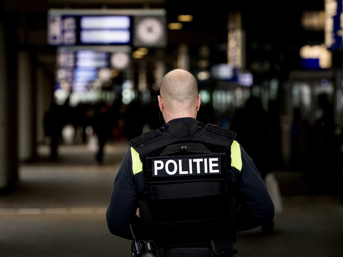Foto: Un agente de Policía en Países Bajos en una imagen de archivo. (EFE)