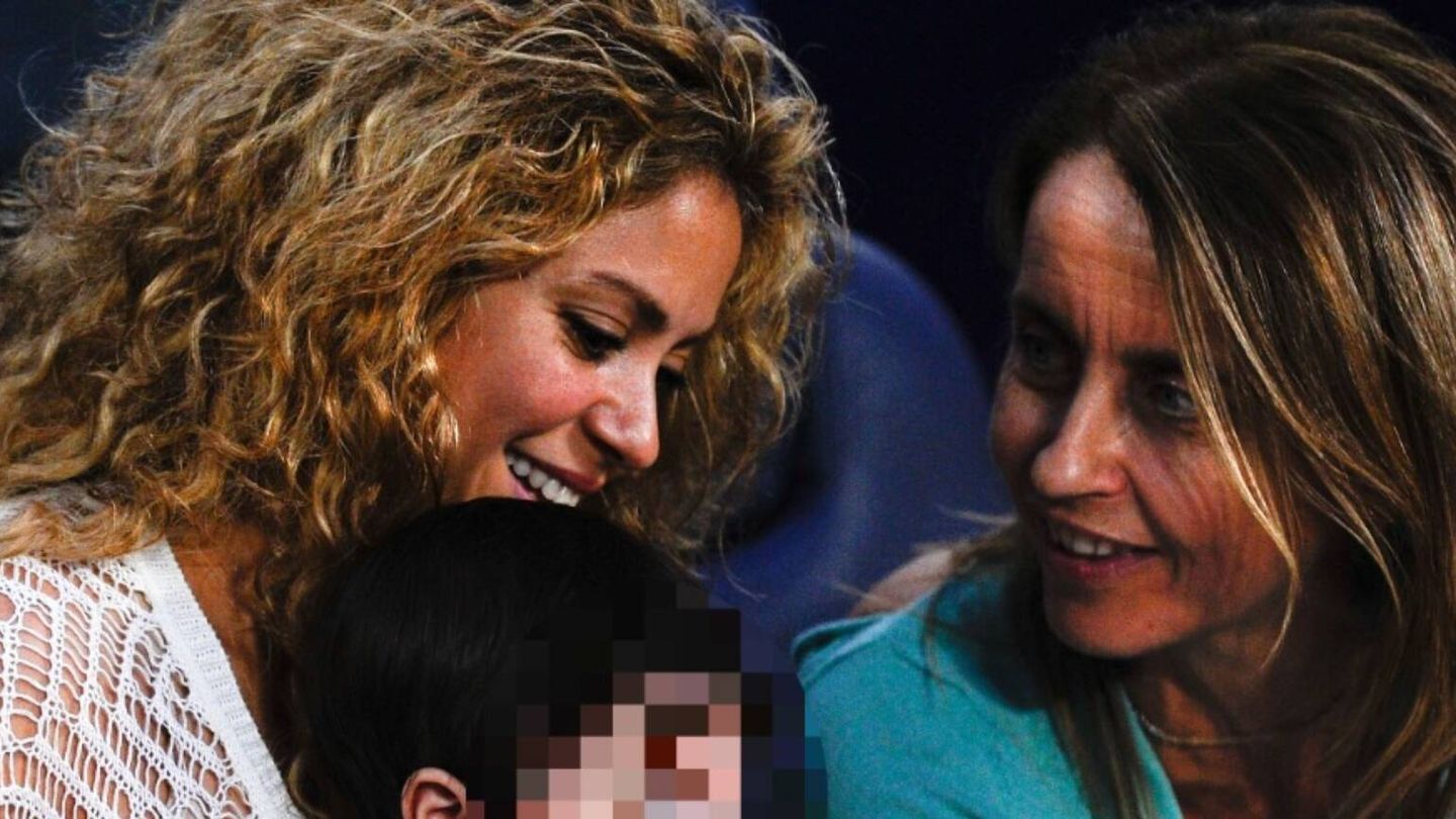 Shakira y su exsuegra, juntas en el palco del FC Barcelona. (Getty)