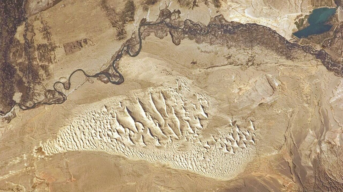 Foto: La cuenca de Junggar, noroeste de China. (Estación Espacial Internacional)