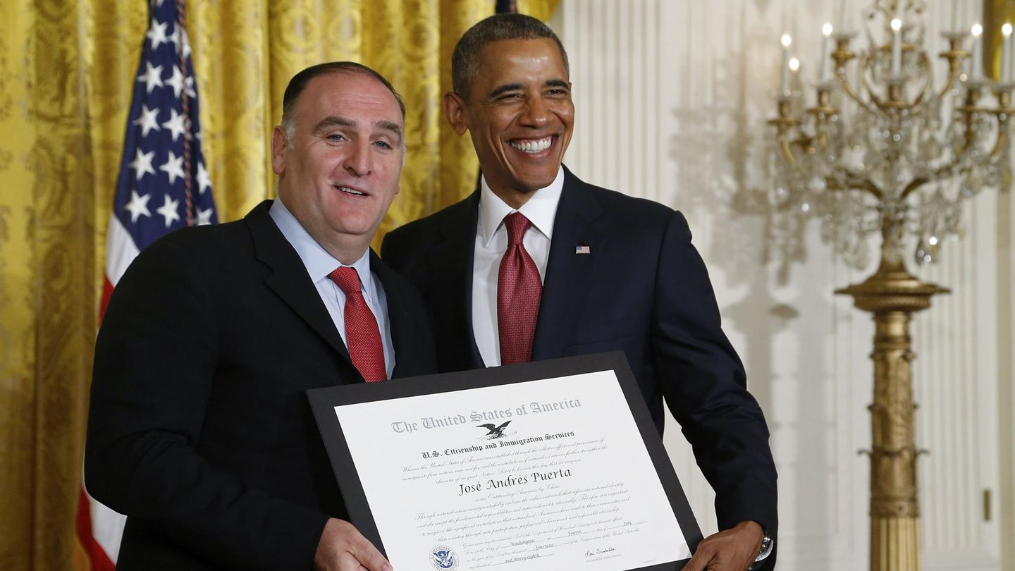 José Andrés, junto al presidente Obama. (Reuters)