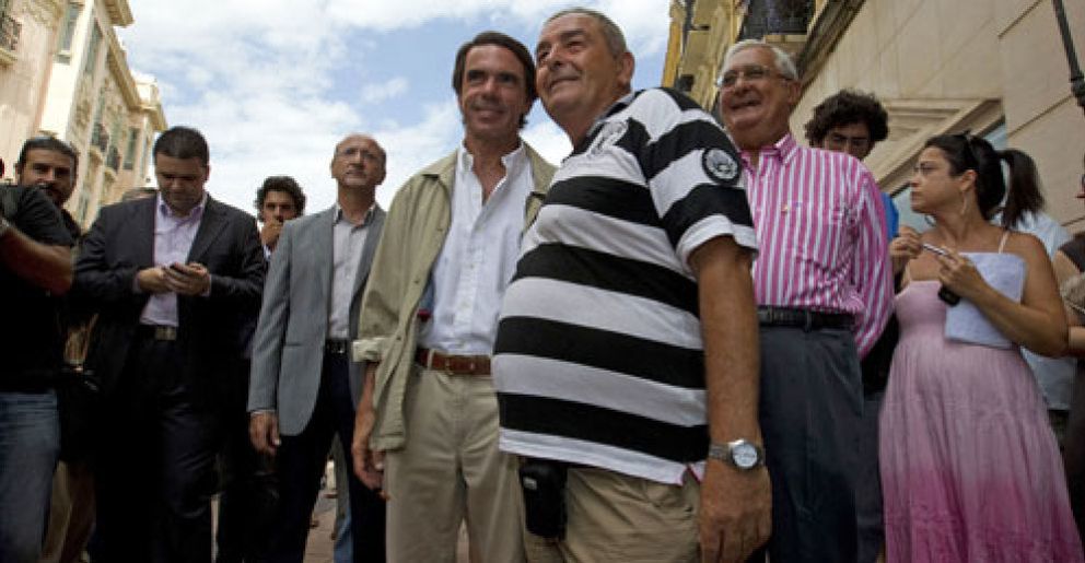 Foto: Blanco: "La visita de Aznar a Melilla es una deslealtad para el Gobierno de España"