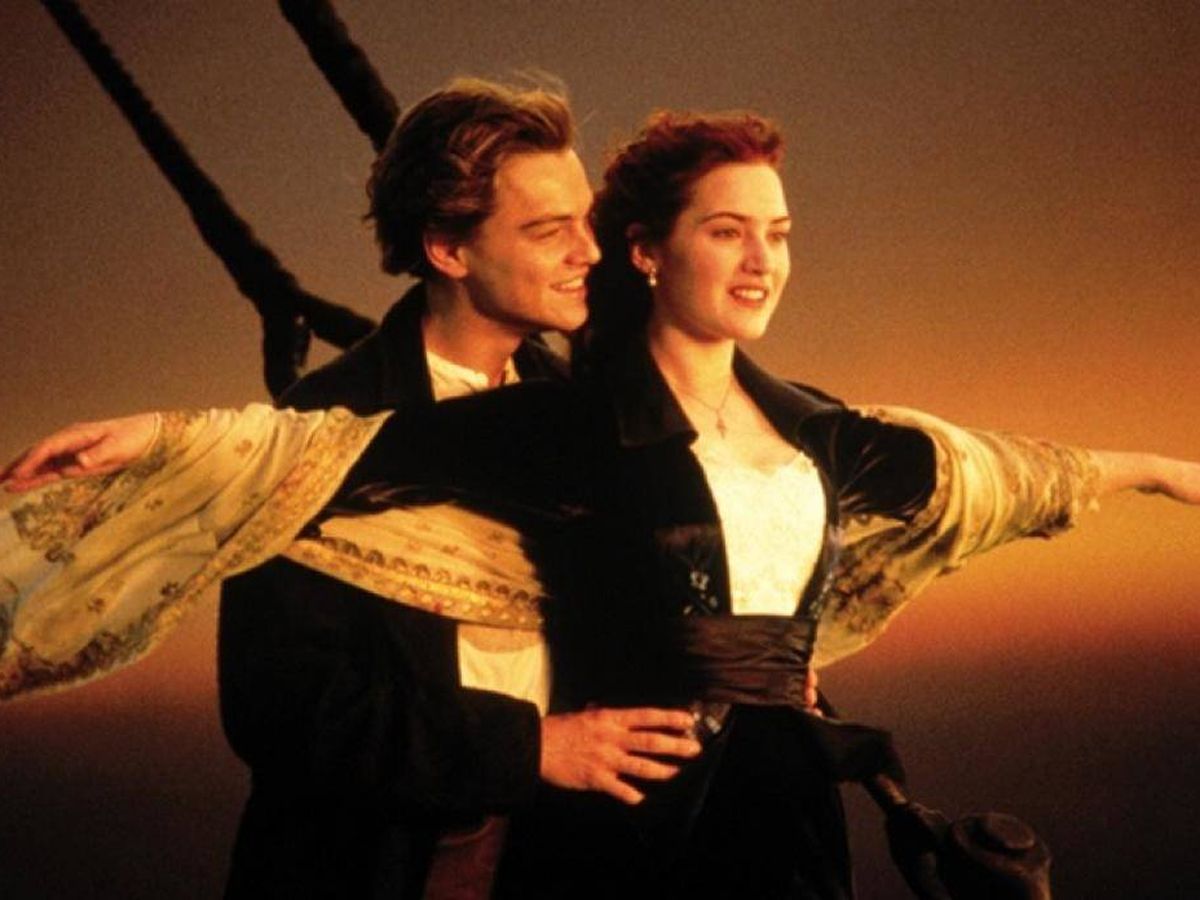 Foto: Jack y Rose, en la escena mítica de 'Titanic'. (20th Century Fox)