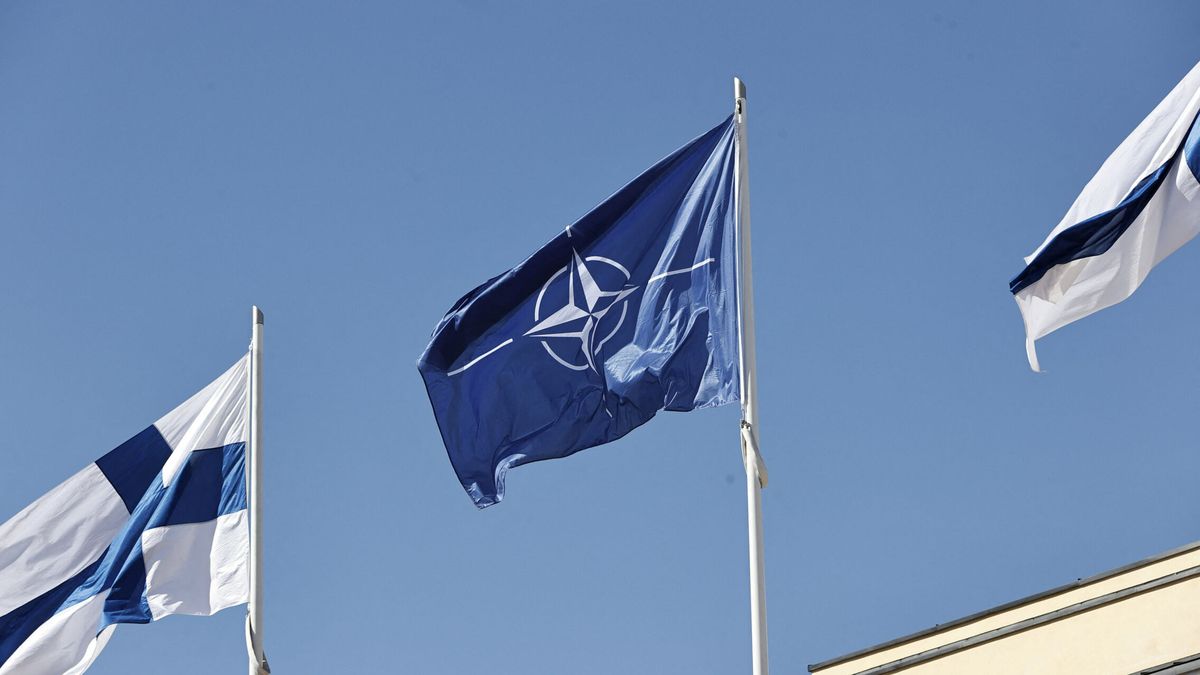 Finlandia se incorpora a la OTAN tras sortear el veto turco y dejando atrás a Suecia