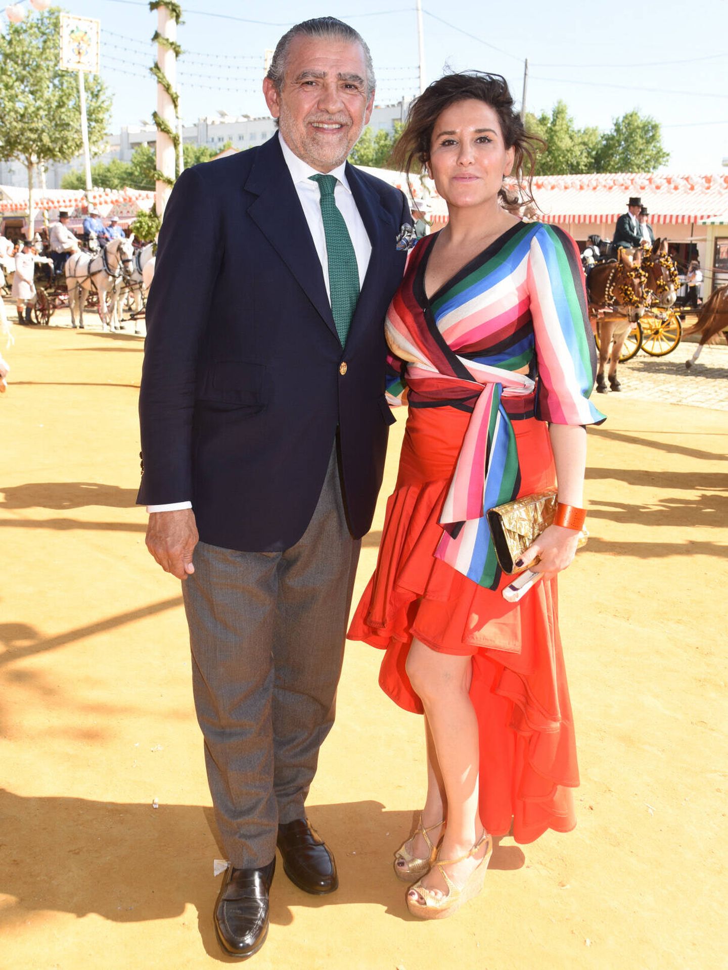 Jaime y Marta Martínez-Bordiú en la fiesta organizada por 'El Turronero' en la Feria de Abril de Sevilla. (Gtres)