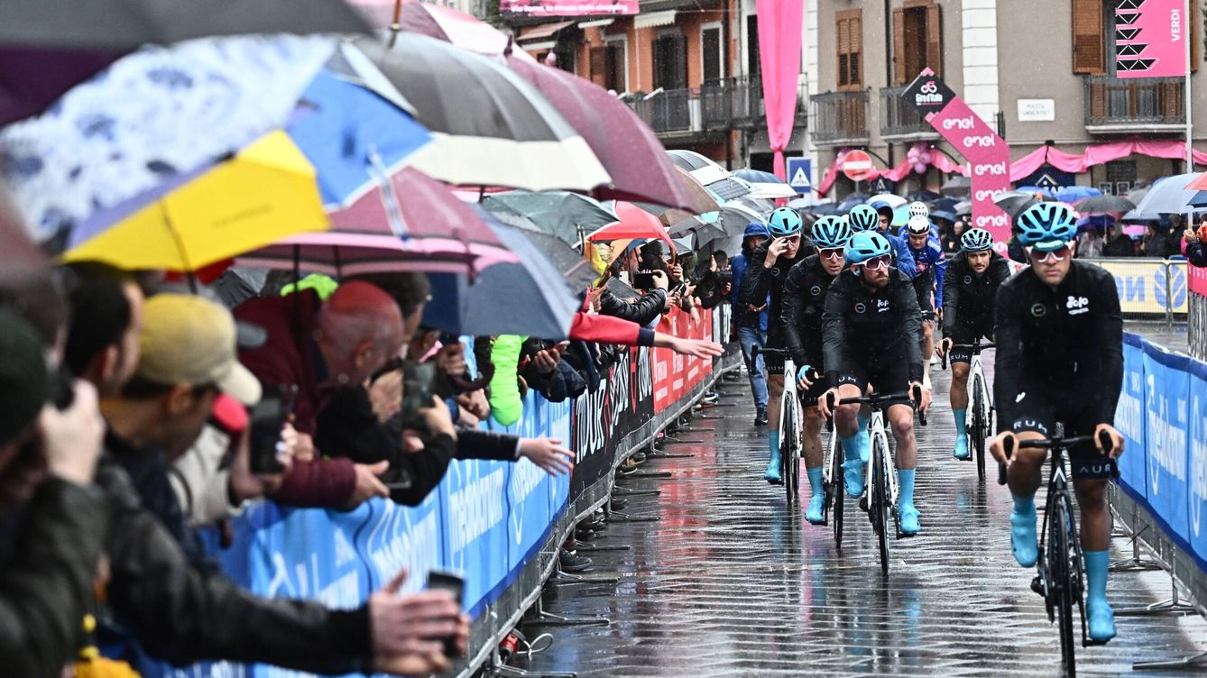 Foto: Giro de Italia 2023, etapa 5 de Atripalda a Salerno: perfil y última hora en directo. (EFE)