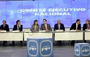 PP presiona a Rajoy para que haga una crisis y reforme la ley Electoral