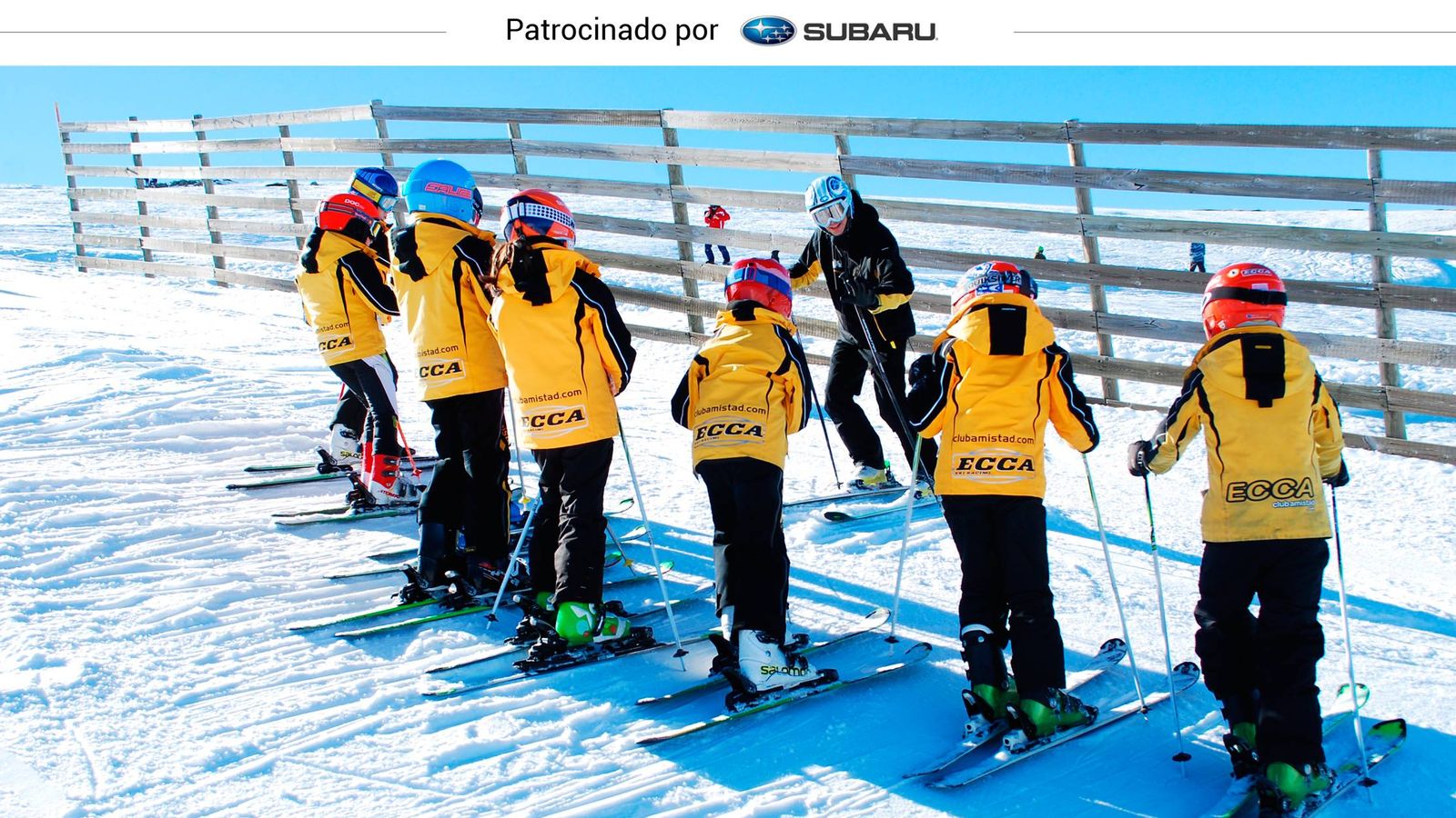 Foto: Los miembros de un equipo de esquí, durante un entrenamiento