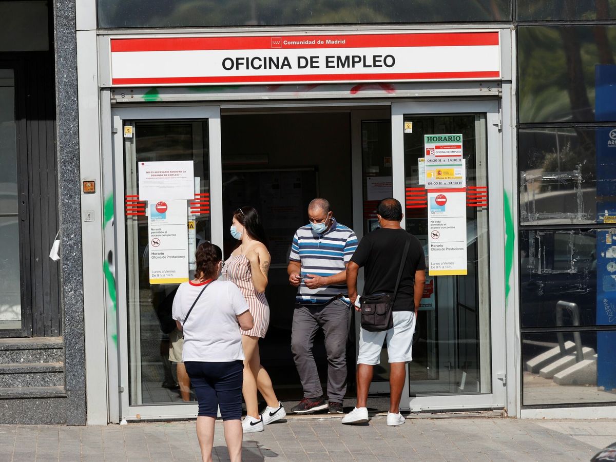 Foto: Esta oferta extraordinaria es adicional a la adjudicación de plazas al SEPE por oferta de empleo público ordinaria. (EFE/Juan Carlos Hidalgo)