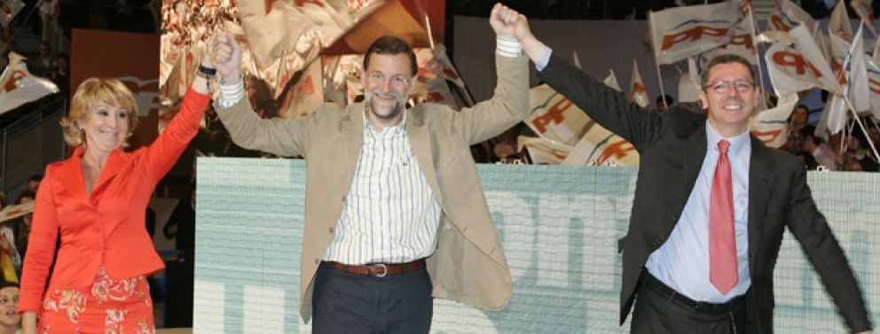 Foto: Rajoy llamará hoy a Esperanza Aguirre para informarle de su decisión sobre Gallardón