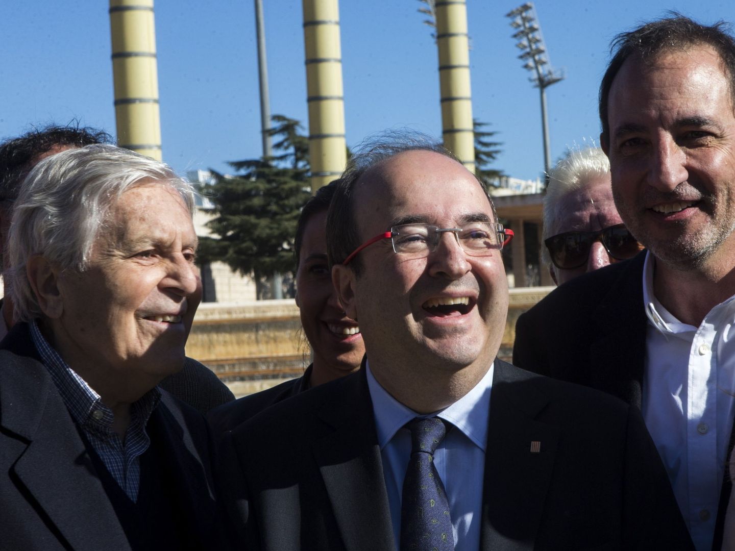 El primer secretario del PSC, Miquel Iceta (c), junto a Ramon Espadaler (d) y Carlos Jiménez Villarejo. (EFE)