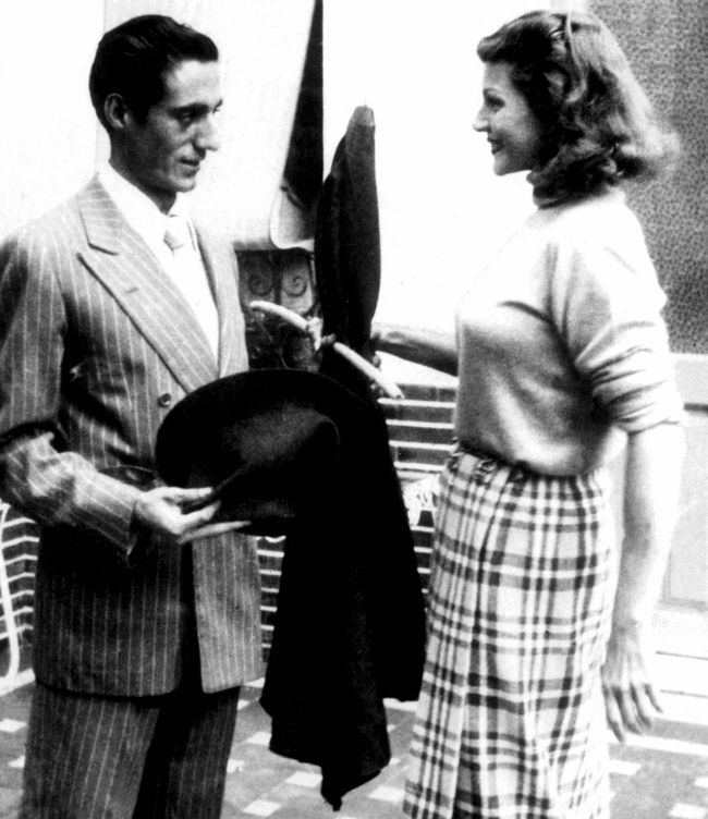 Litri, con Rita Hayworth en 1952. (Cordon Press)